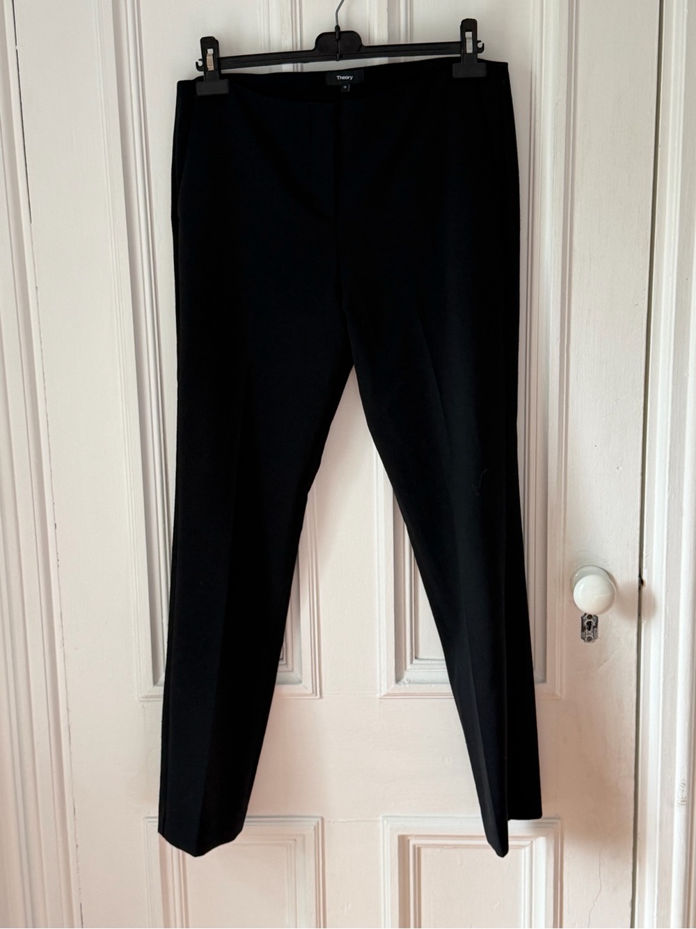 Women’s Theory Classic Black Straight Leg Flat Front Dress Trousers Size 10